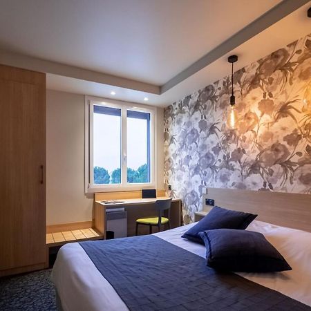 Sous Les Pins Hotel Etoile-sur-Rhone Exterior photo