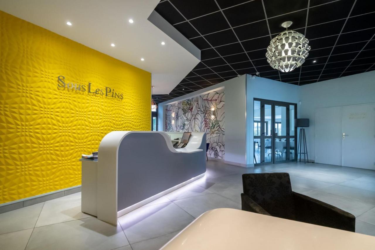 Sous Les Pins Hotel Etoile-sur-Rhone Exterior photo